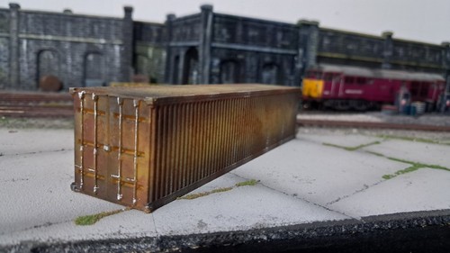 Gauge shipping containers - oo,